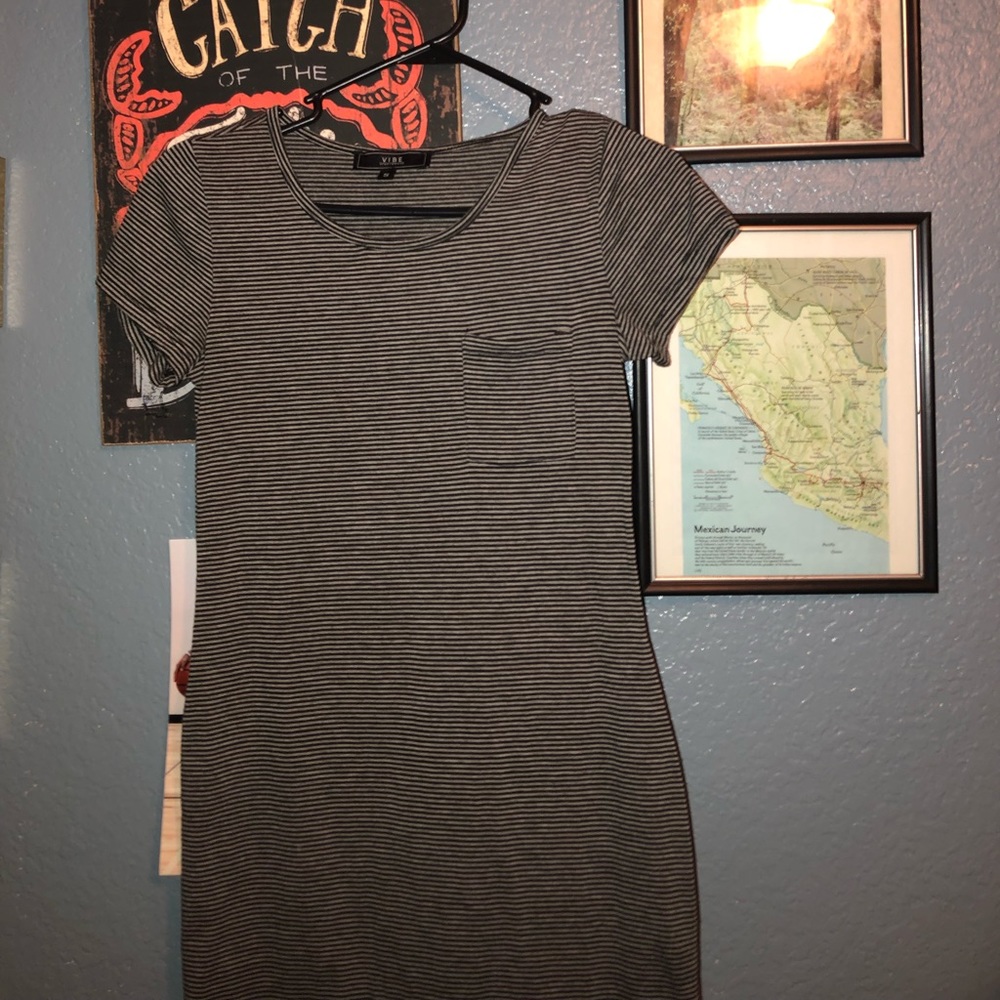 Tight, stripped t shirt dress